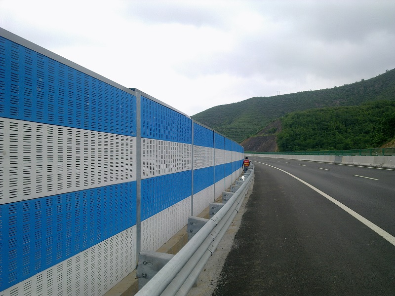 <a href=http://www.xicnet.net.cn/news_article?news_id=122>聲屏障</a>