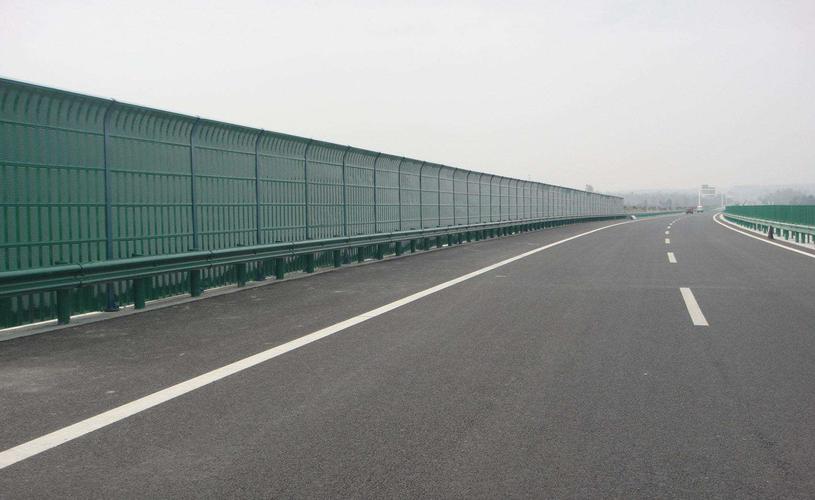 <a href=http://www.xicnet.net.cn/news_article?news_id=140>高速公路聲屏障</a>